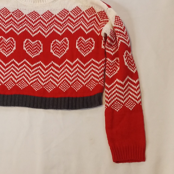 Woman's Valentine's Day sweater size small - Picture 4 of 7